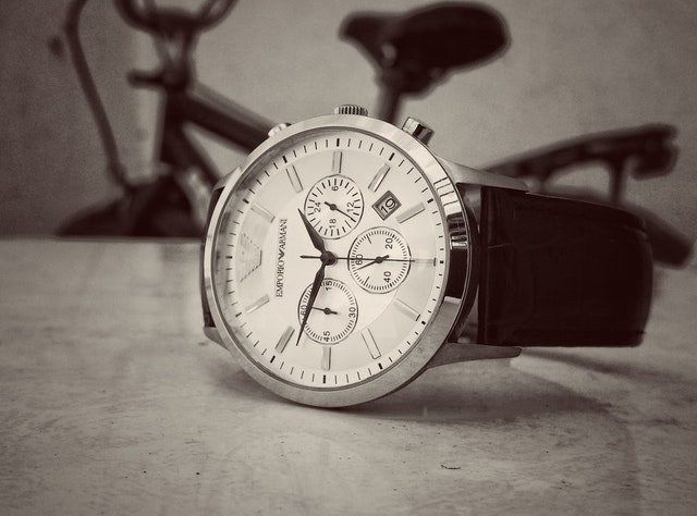 Comment transporter ses montres pendant un voyage ?